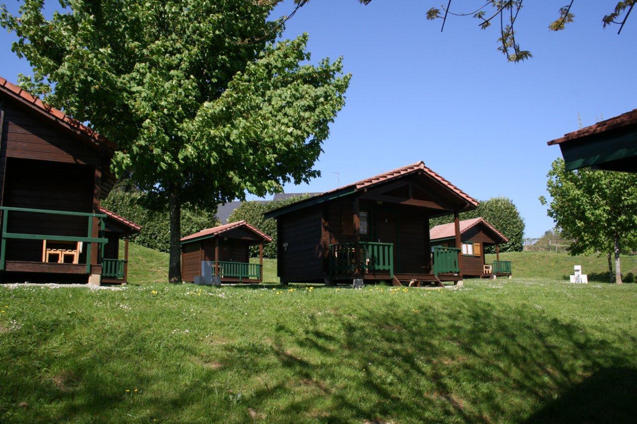 Camping Les Etoiles Saint-Sornin-Lavolps 外观 照片